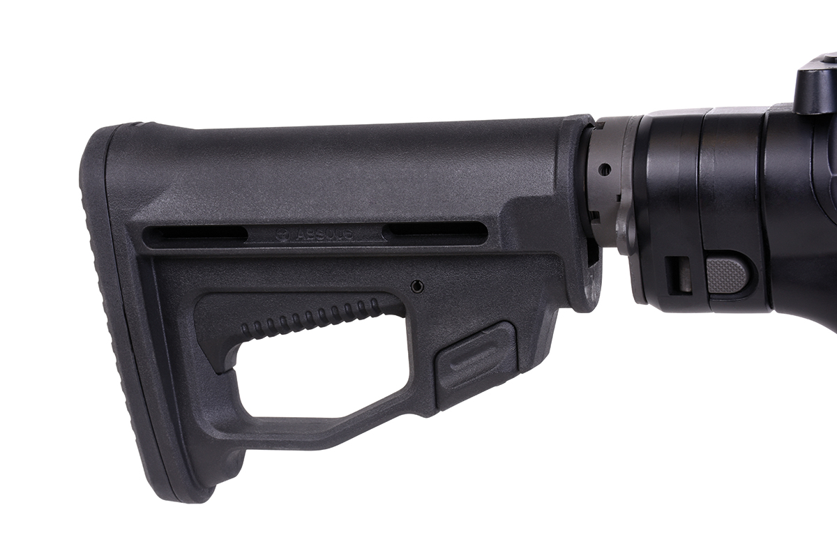 Schwarzer, verstellbarer Schaft für taktische Gewehre aus strapazierfähigem Polymer, konzipiert für die Individualisierung von Luftgewehren und Schusswaffen.