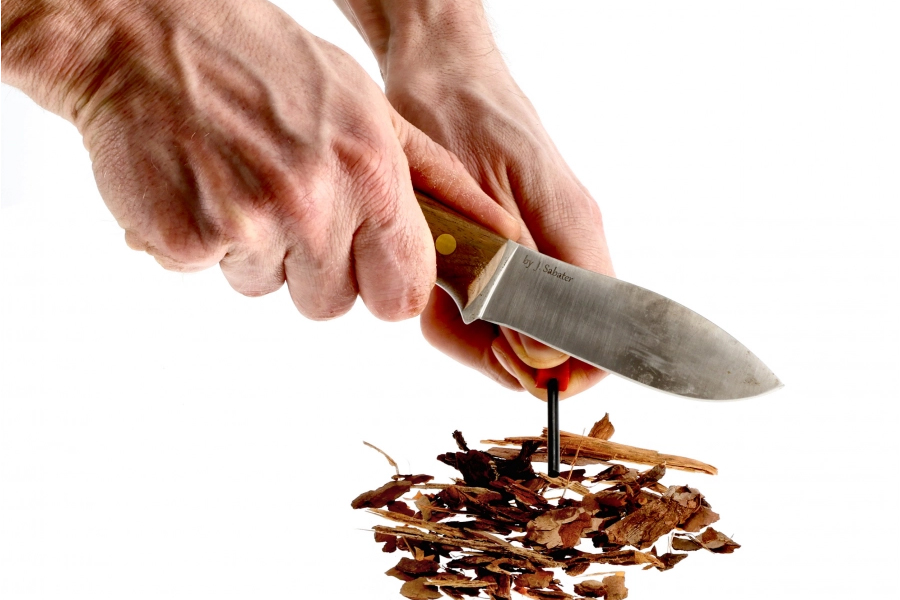 THE EDGE bushSHARP Messerschärfer Multitool rot