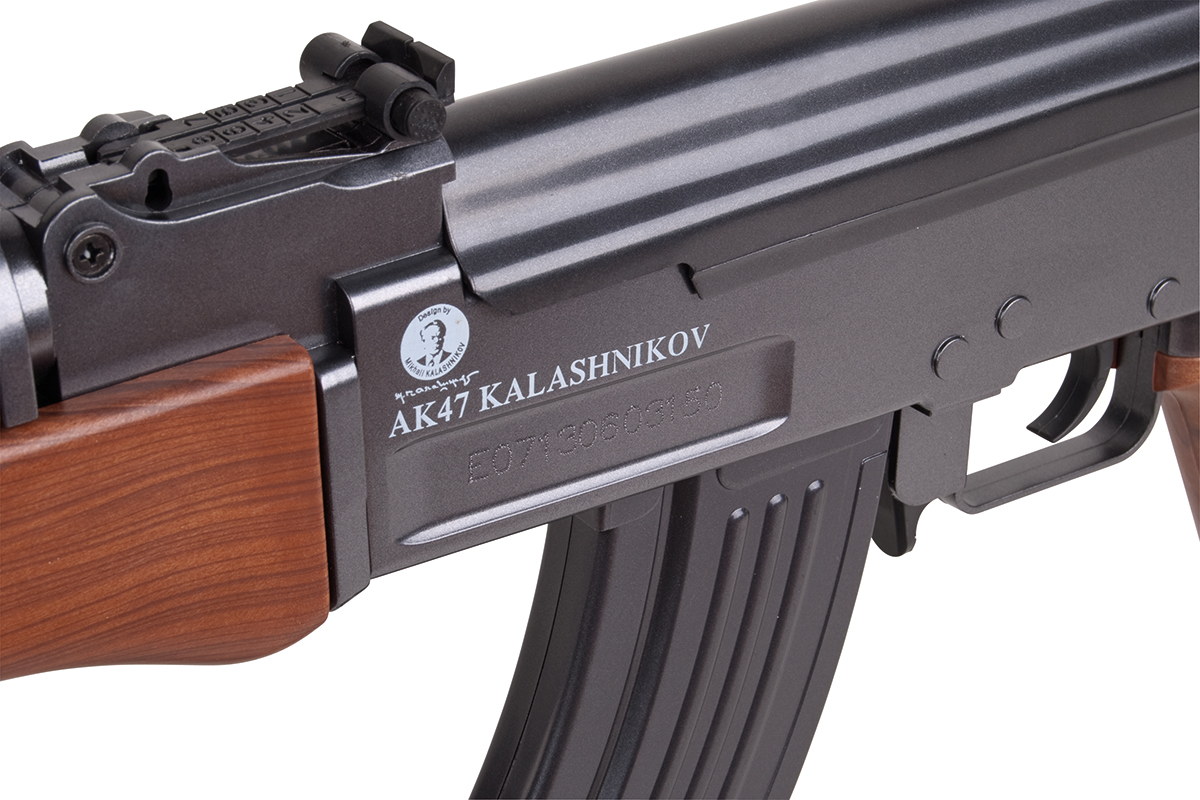 Kalashnikov AK47 Holzoptik 6mm  - Airsoft Federdruck < 0,5 Joule