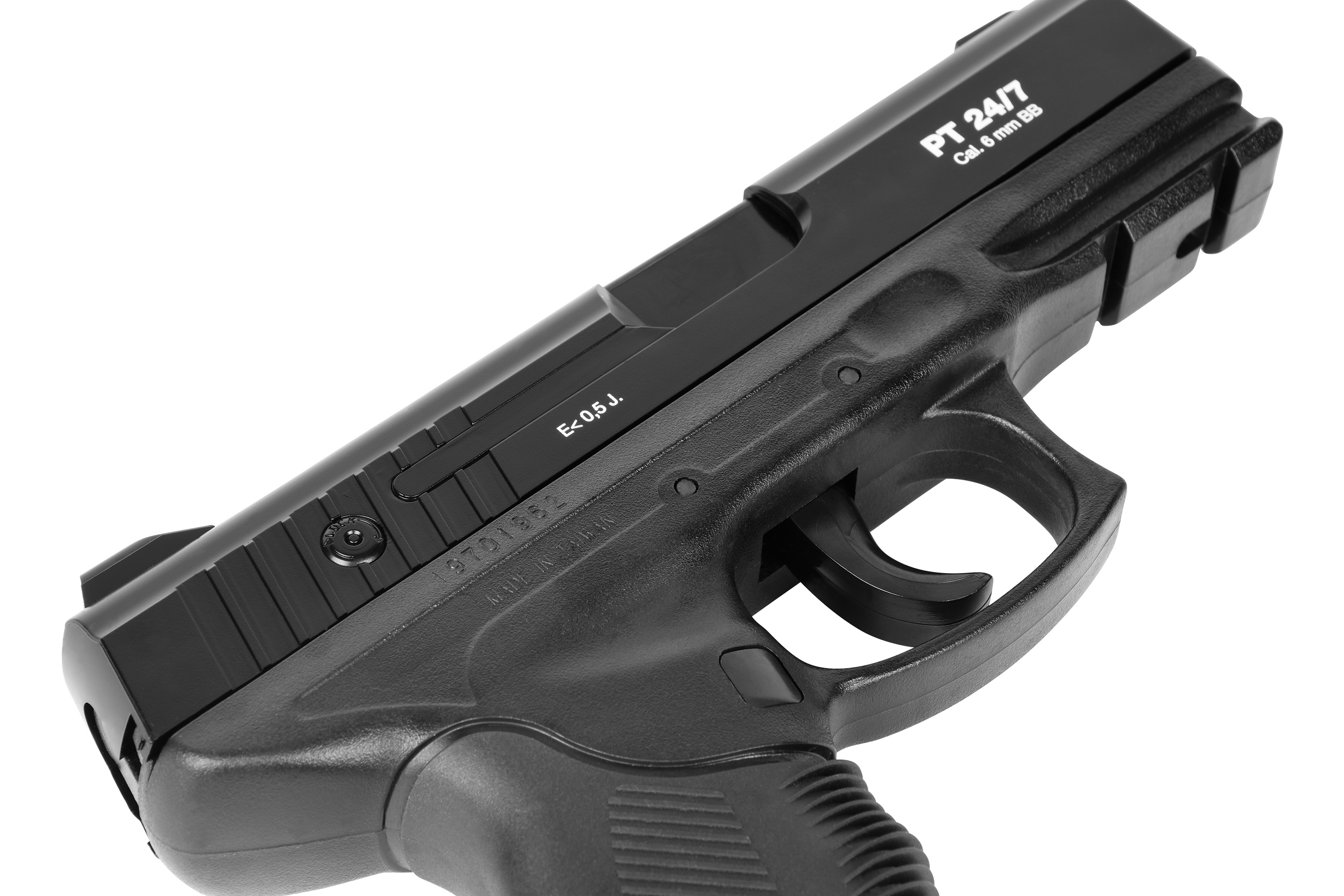 airmaX® PT24/7 Schwarz 6mm - Airsoft Federdruck < 0,5 Joule airmaX® PT24/7 Schwarz 6mm - Airsoft Federdruck < 0,5 Joule