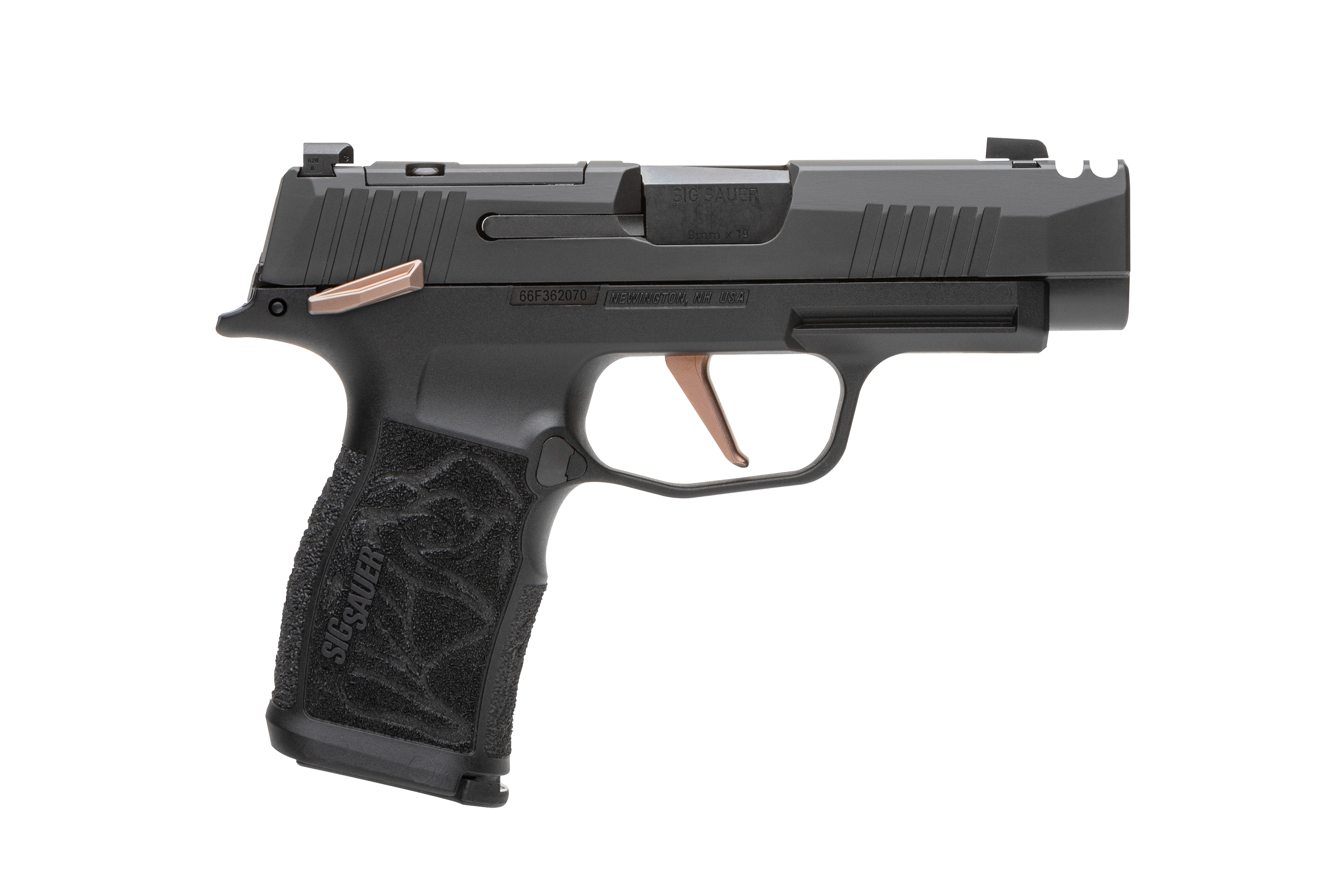 SIG Sauer P365 Luftpistole mit schwarzem Finish und Kupferabzug, konzipiert für Präzisionsschießen.