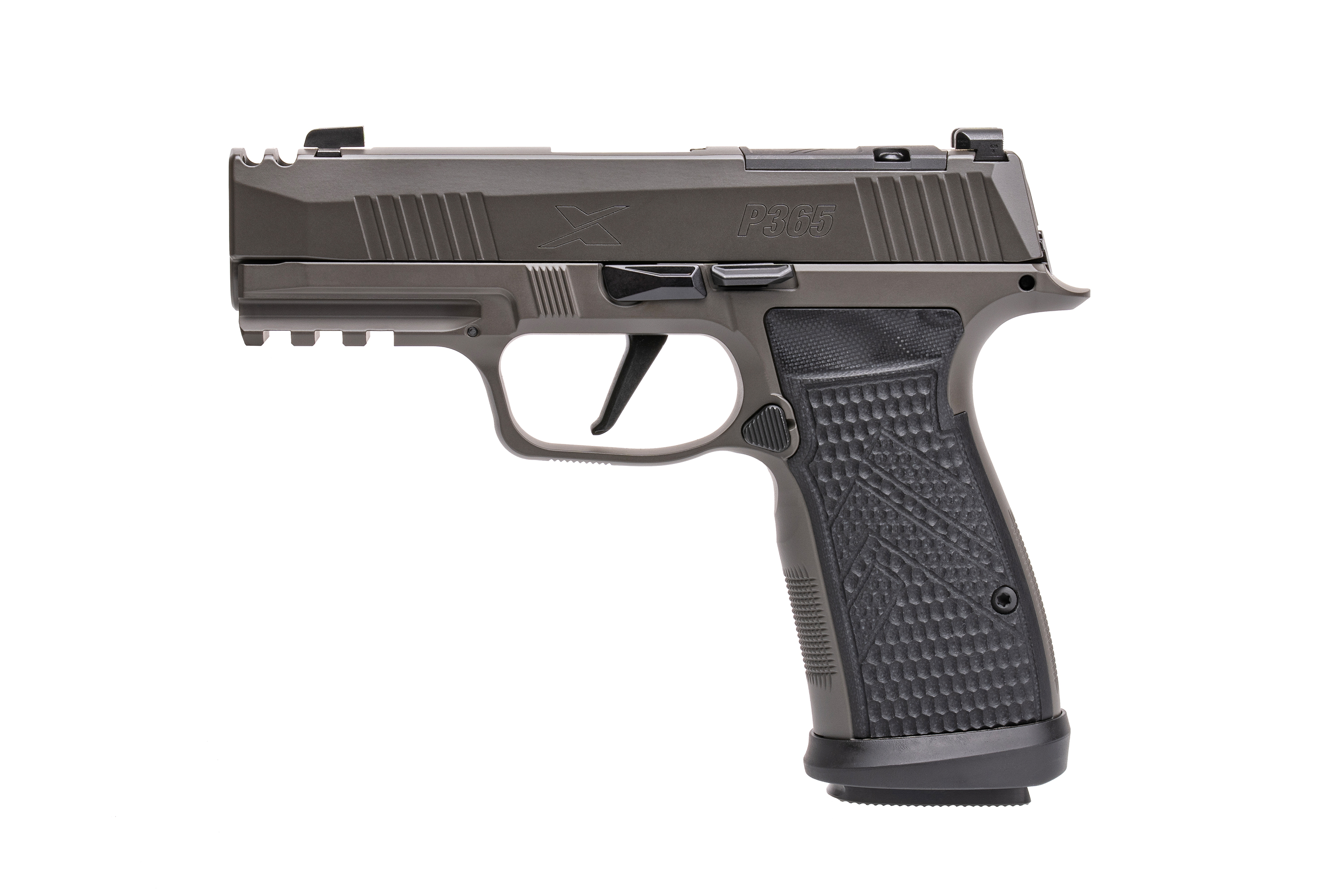 Sig Sauer P365 Luftpistole in Dunkelgrau mit strukturiertem Griff und Zubehörschiene für Anbauteile.