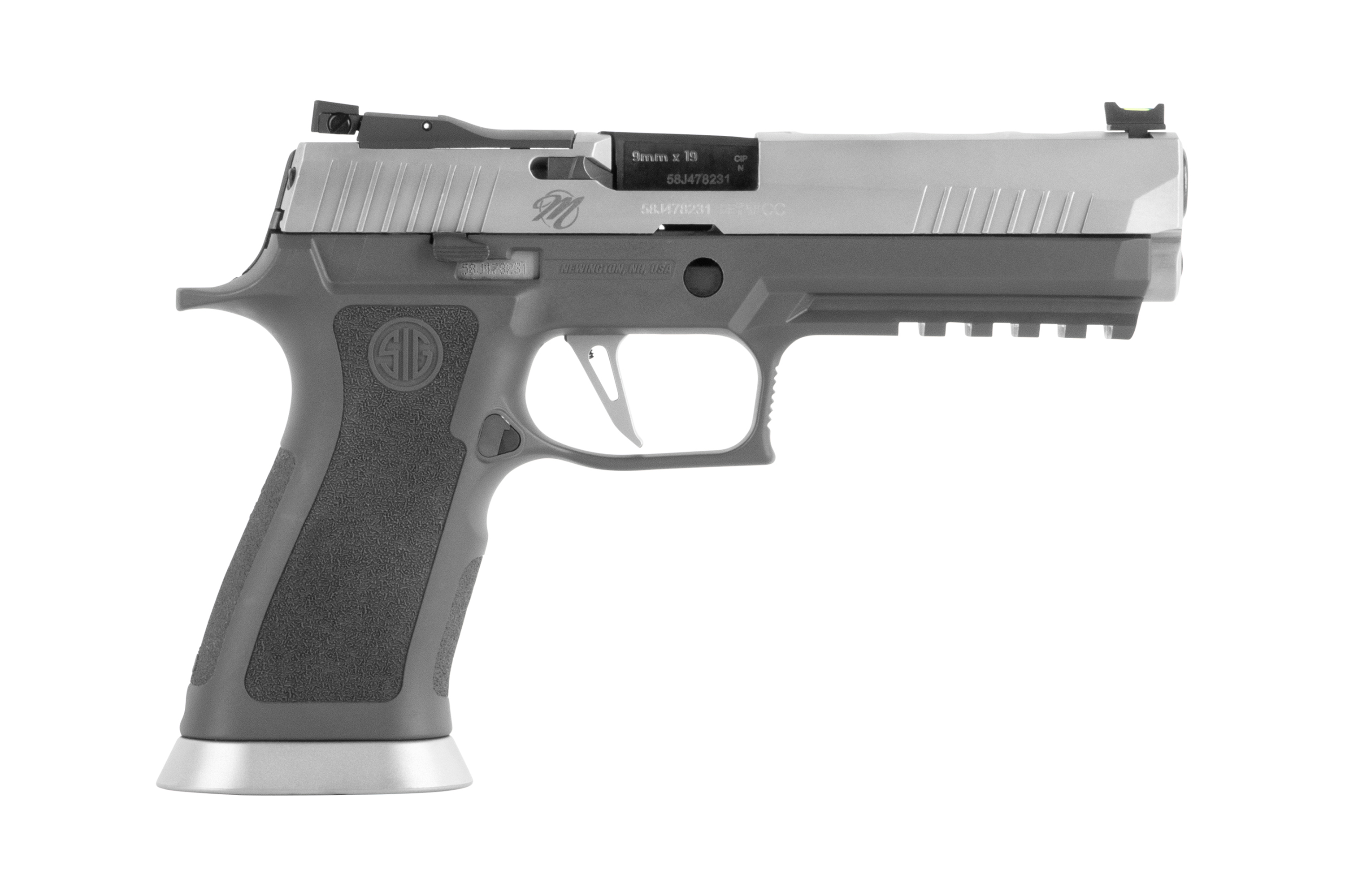 SIG Sauer P320 Luftpistole in Grau mit strukturiertem Griff und taktischer Schiene für Zubehör.