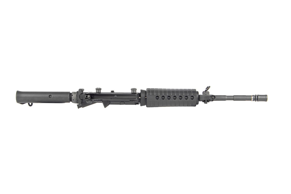 Obere Aufnahmeeinheit für ein schwarzes Gewehr im AR-15-Stil mit Handschutz und Lauf aus Polymer, isoliert auf weißem Hintergrund.