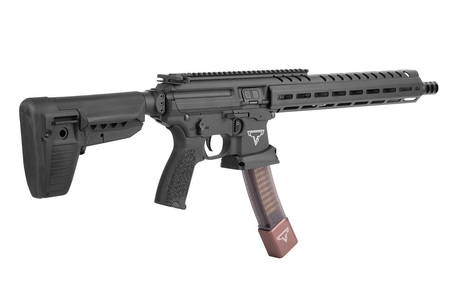 Schwarzes TTI PCC-Luftgewehr mit verstellbarem Schaft, M-LOK-Handschutz und einem durchsichtigen Magazin mit bronzener Grundplatte.