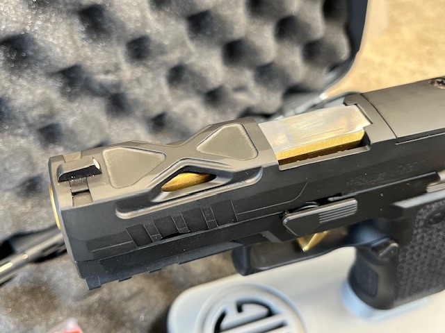 SIG SAUER P320 XCarry Spectre Einzelstück