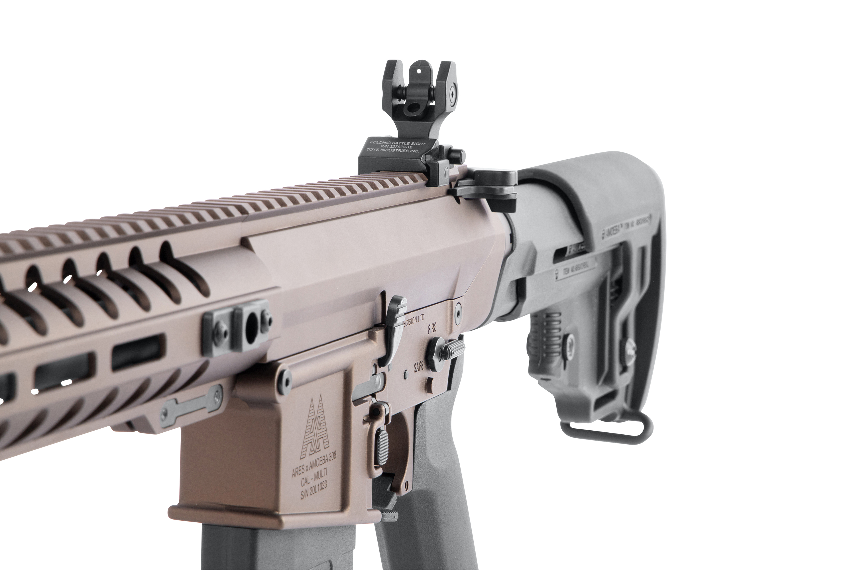 Ares Amoeba 308 Airsoft-Gewehr in Bronze mit klappbarem Kampfvisier, verstellbarem Schaft und taktischem Schienensystem.