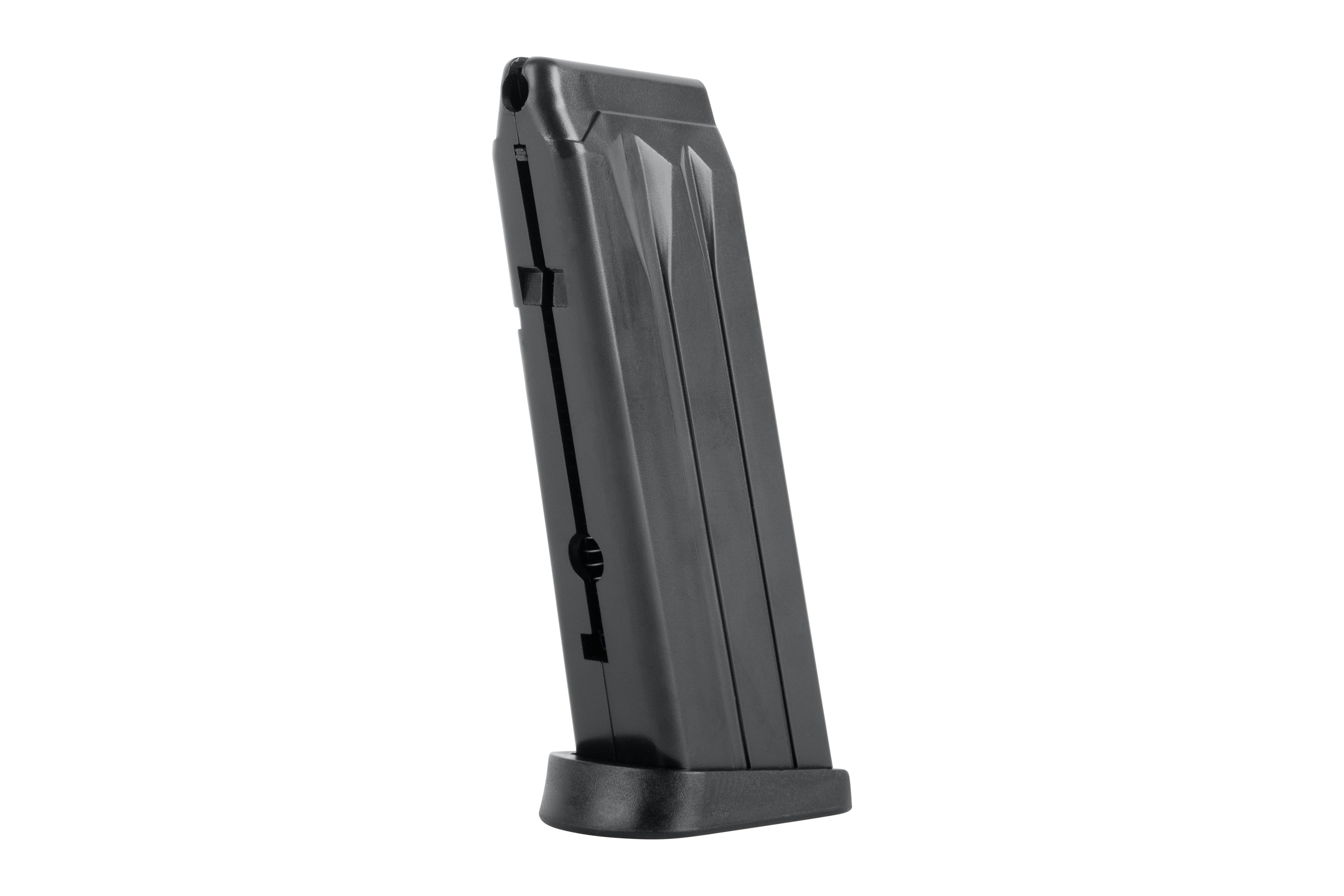 Ein schwarzes Polymermagazin für eine Luftpistole, dargestellt aus einem seitlichen Winkel vor einem sauberen, schlichten weißen Hintergrund.