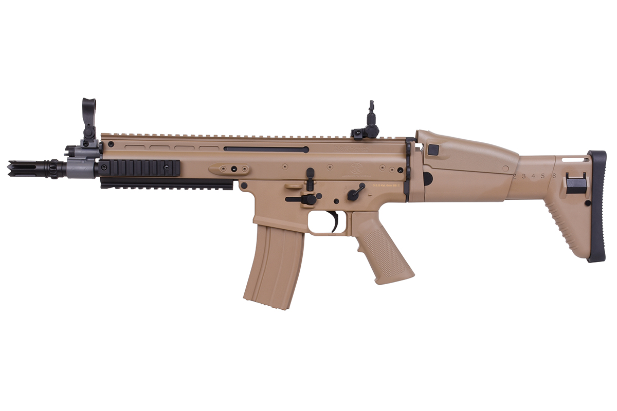 FN SCAR-L Airsoft-Gewehr in hellbrauner Ausführung, mit klappbarem Schaft, taktischen Schienen und einem hochwertigen Metalldesign.