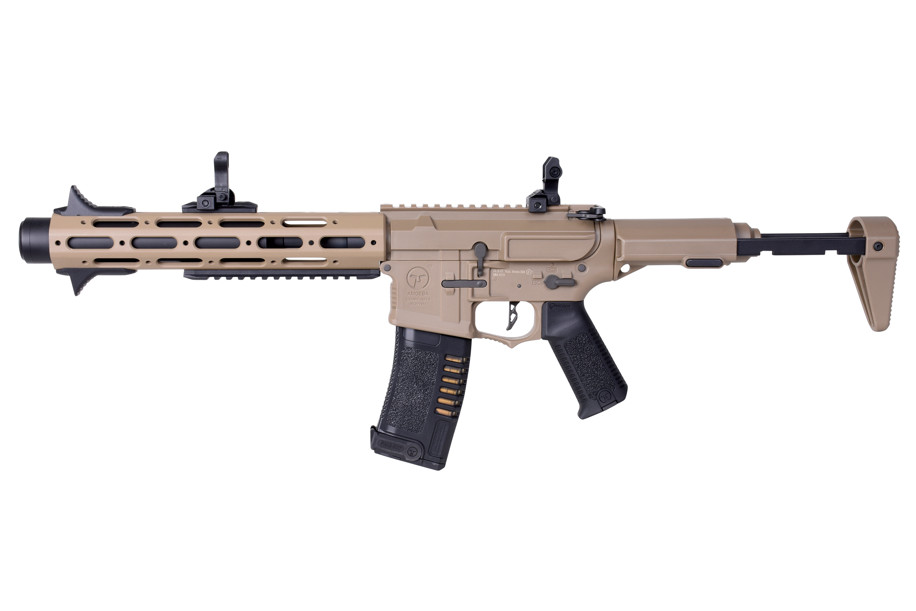Taktisches Airsoft-Gewehr Ares Amoeba Striker in Hellbraun mit schwarzen Akzenten, mit modularem Handschutz und verstellbarem Schaft.