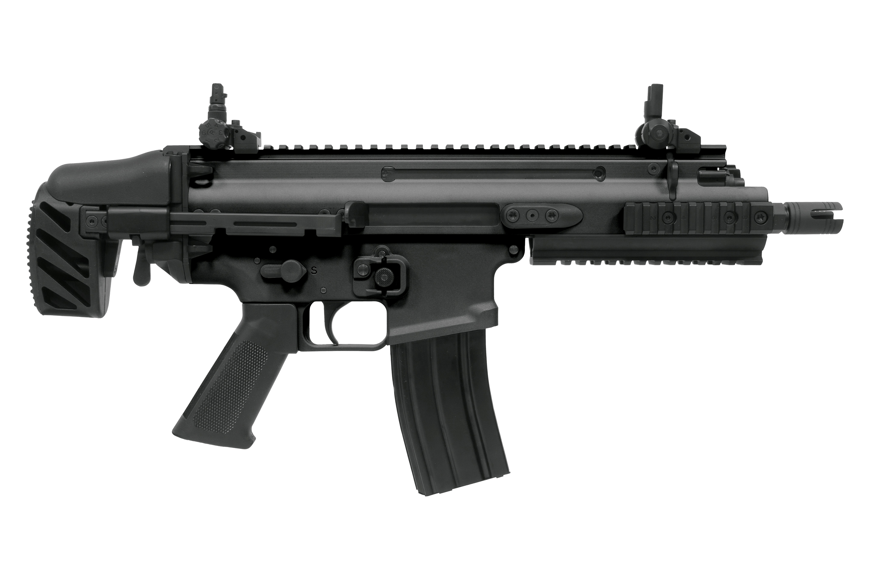 Schwarzes FN SCAR-L Airsoft-Gewehr mit faltbarem Schaft, taktischem Schienensystem und Magazin, isoliert auf weißem Hintergrund.