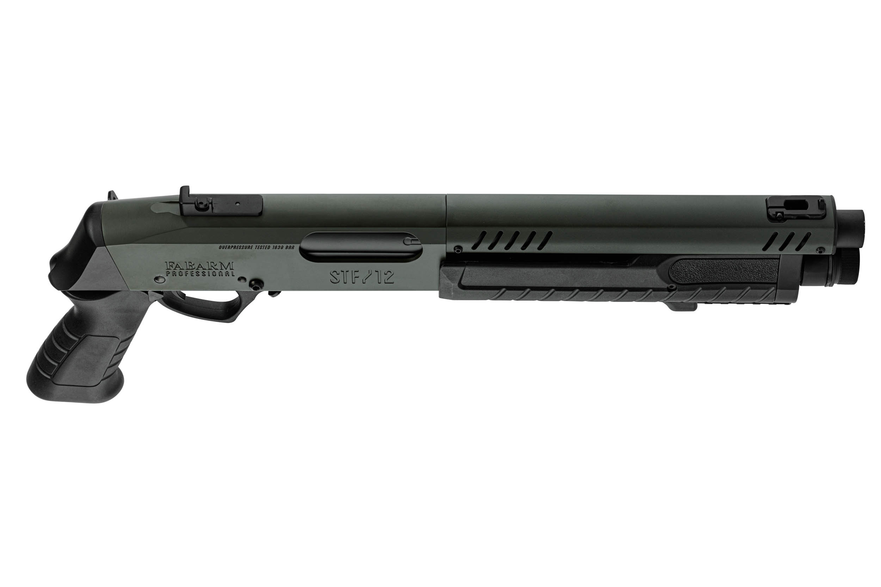 Taktische Schrotflinte Fabarm STF 12 in Olivgrün mit schwarzem Pistolengriff und robustem Design für Enthusiasten.
