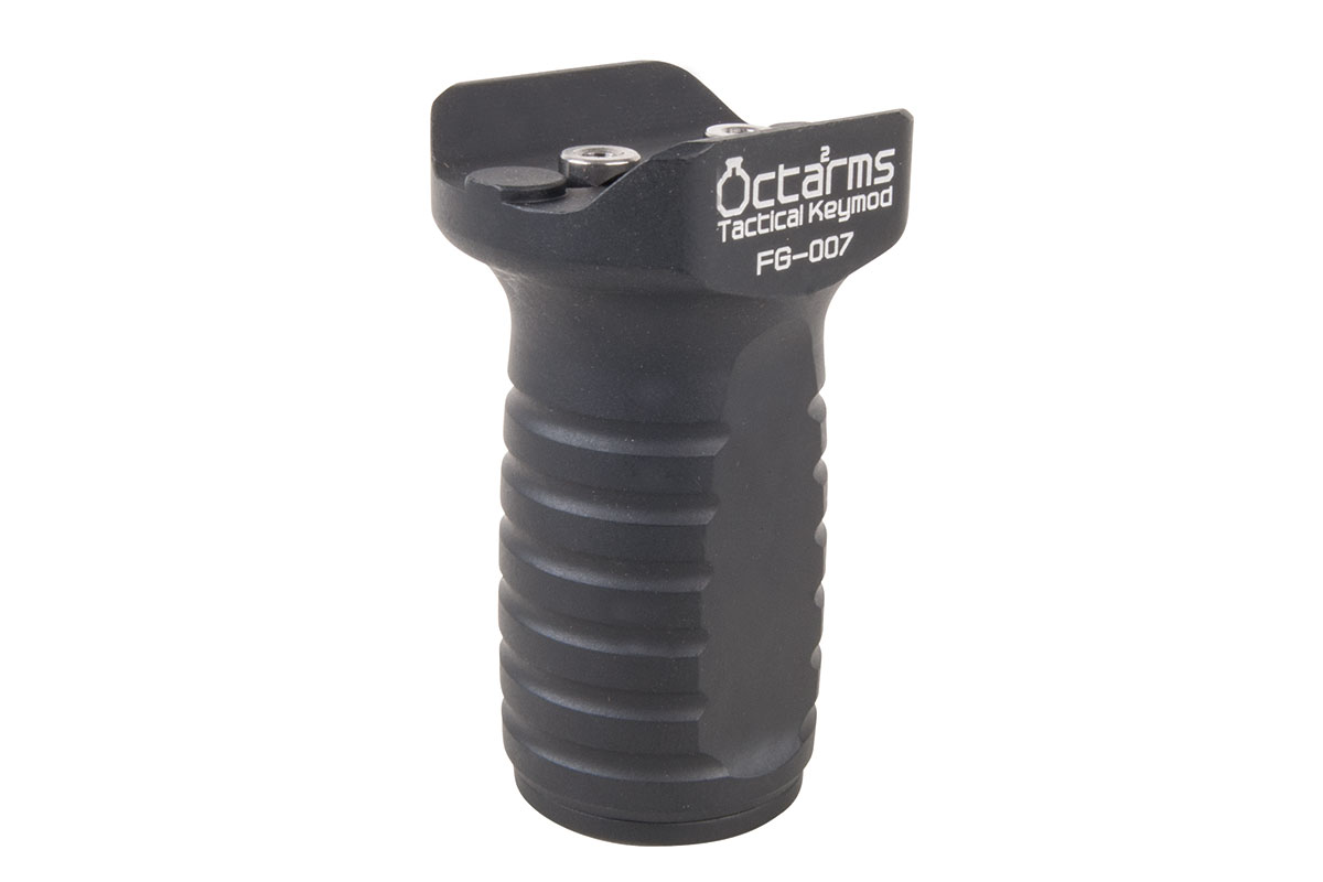 Schwarzer Octarms Tactical Keymod FG-007 vertikaler Vordergriff mit strukturiertem, ergonomischem Griff für Luftgewehrzubehör.