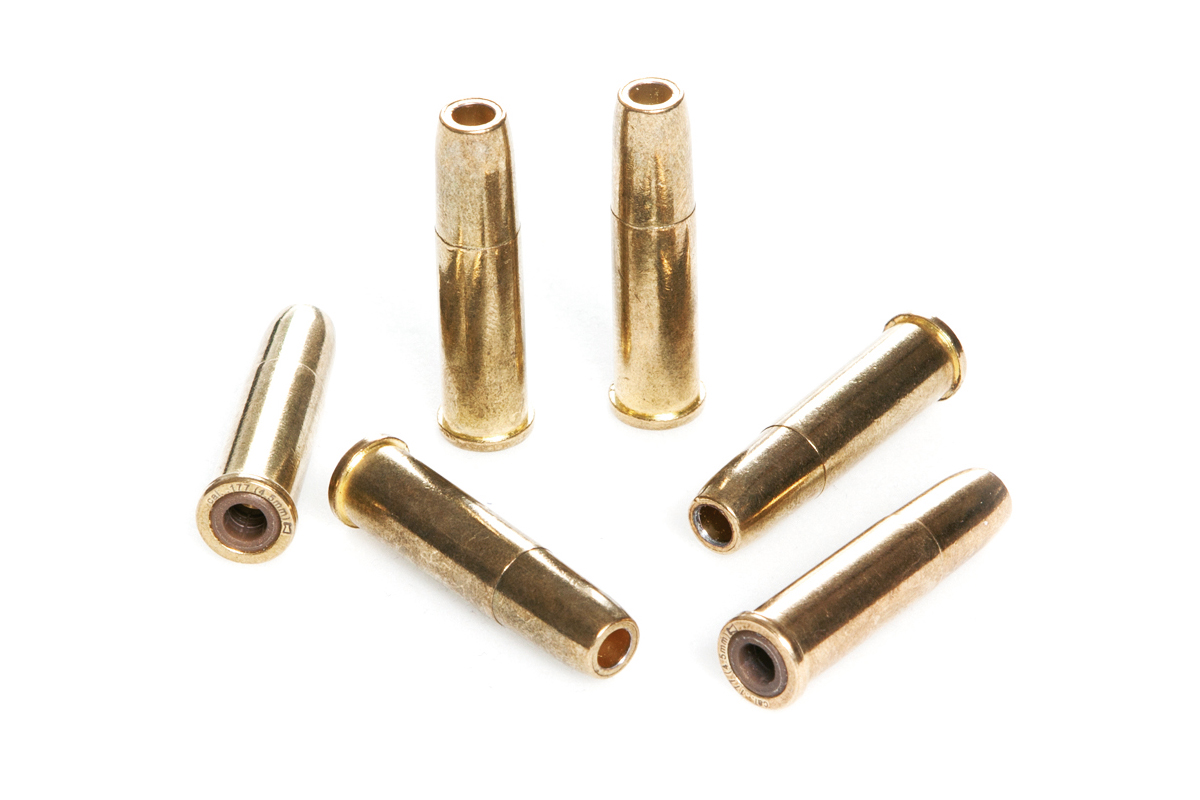 Set aus sechs Luftgewehrpatronen aus Messing mit detailliertem Design und Finish für Schusswaffenliebhaber.
