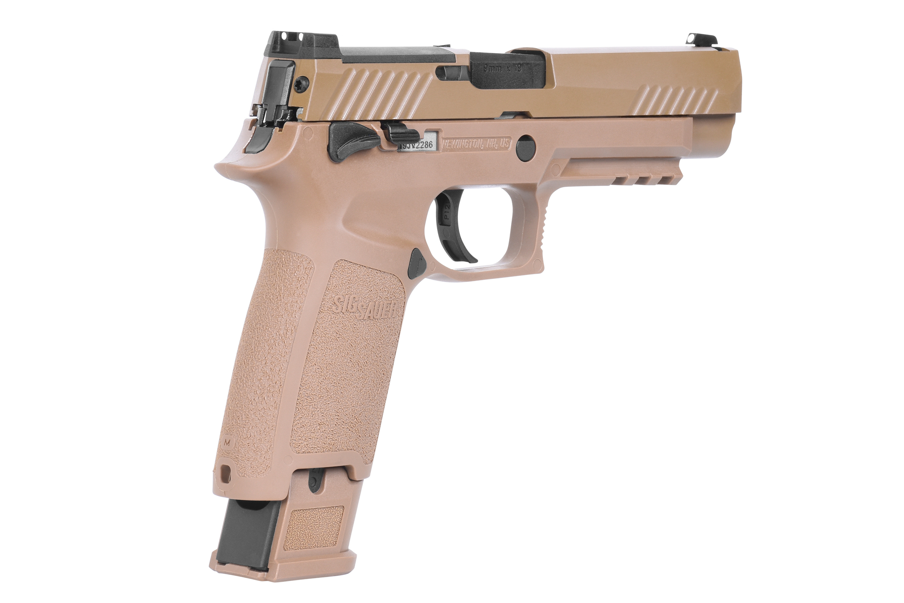 Hellbraune halbautomatische Luftpistole Sig Sauer P320 mit Polymerrahmen, Metallschlitten und integrierter Zubehörschiene.