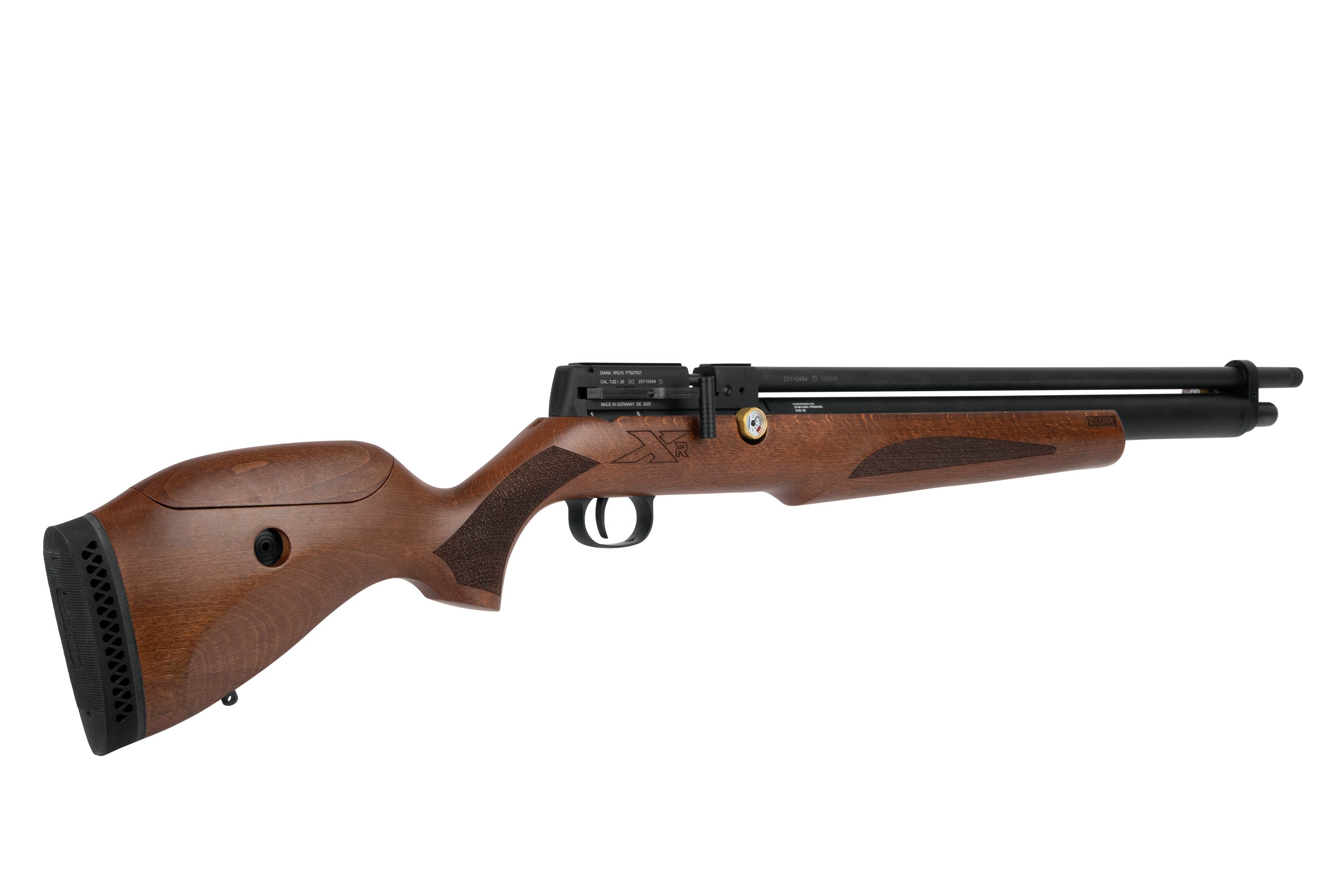 Luftgewehr Diana XR200 PCP mit Holzschaft, schwarzem Metalllauf und integriertem Manometer auf weißem Hintergrund.