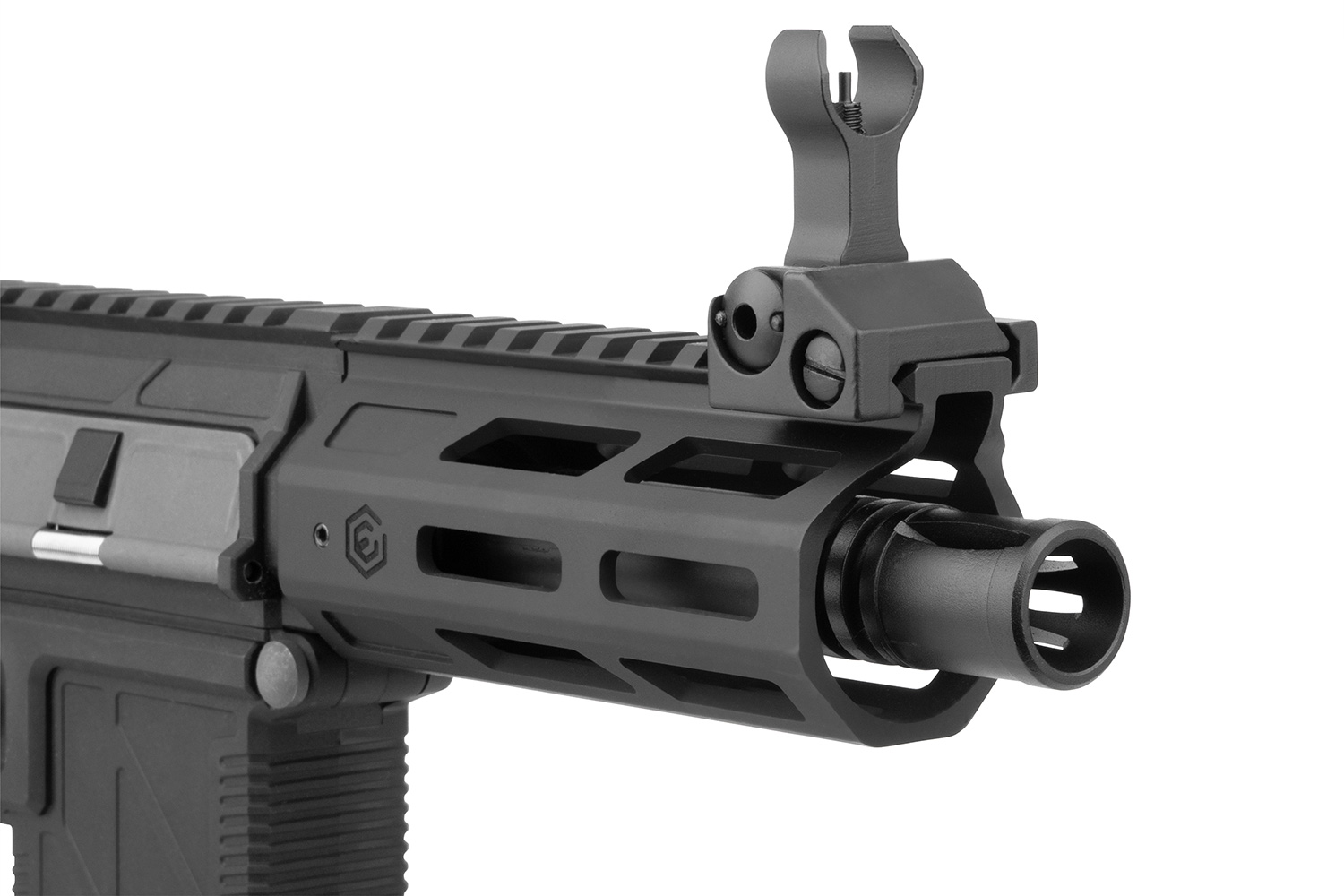 Schwarzer Luftgewehr-Handschutz mit integriertem Visier und Mündungsfeuerdämpfer im taktischen Design für Airsoft-Waffen.