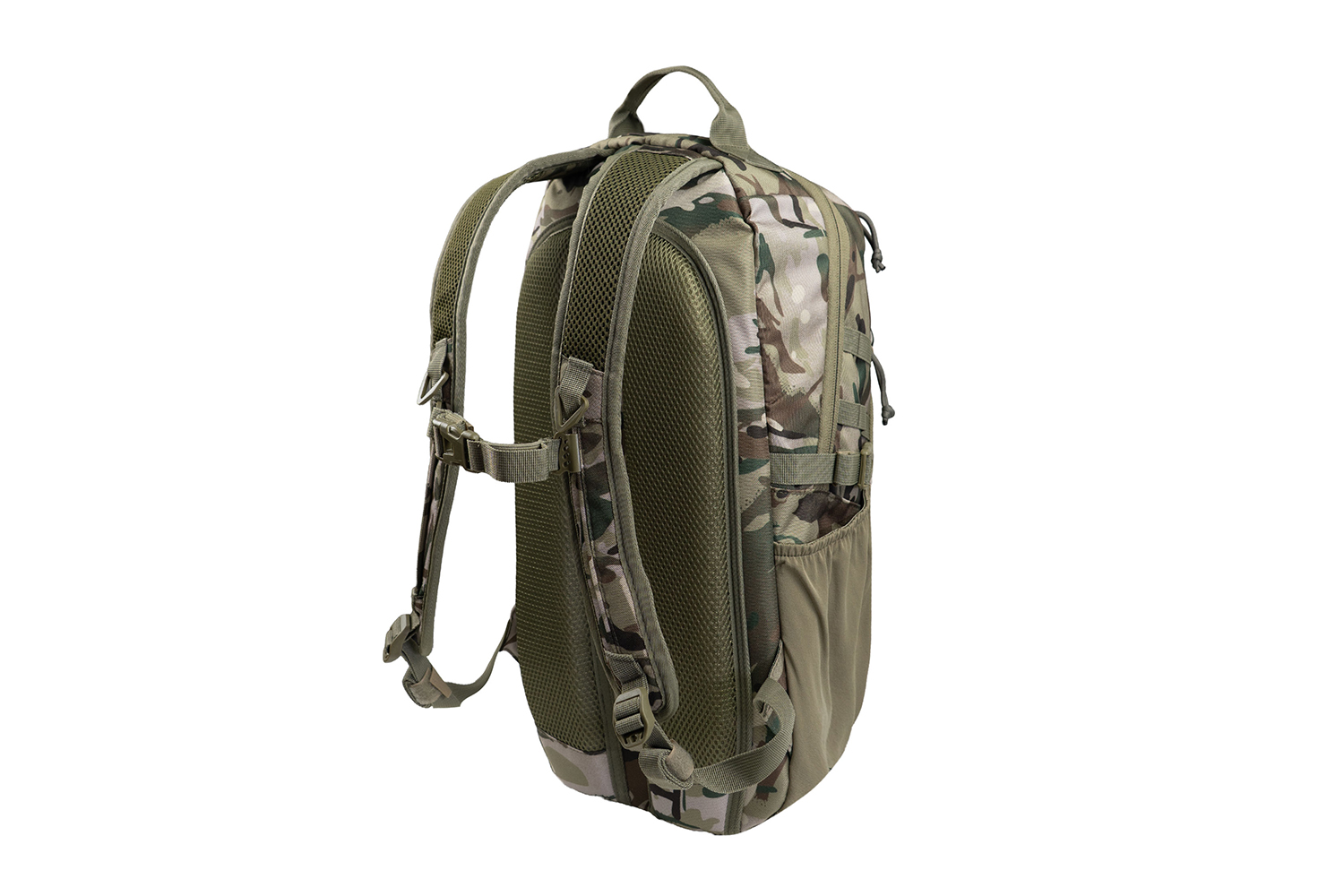 Taktischer Rucksack im Tarnmuster mit olivgrünem, gepolstertem Mesh-Rückenteil und verstellbaren Schultergurten.