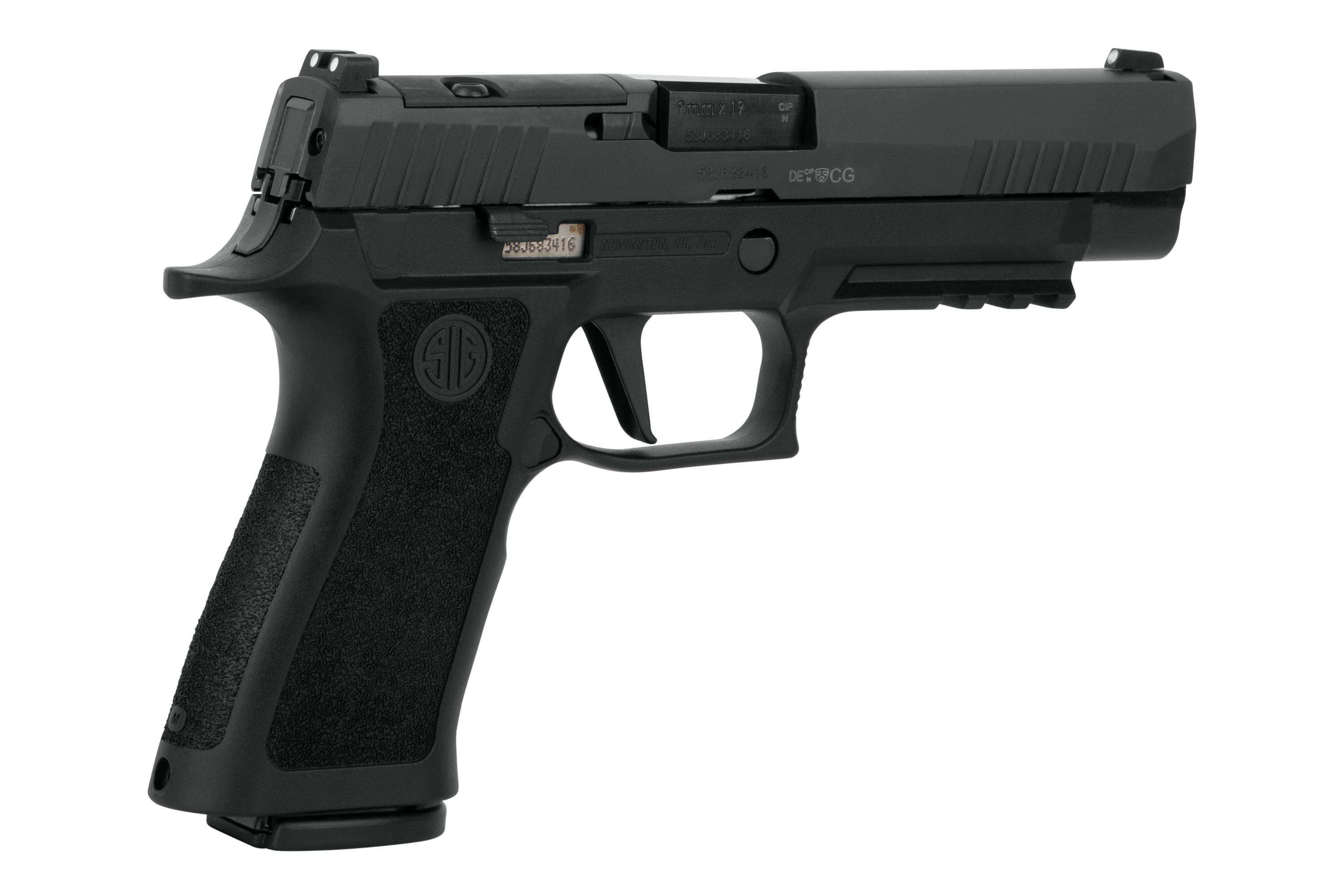 Seitenprofil einer schwarzen Sig Sauer P320 X-Five Luftpistole mit strukturiertem Griff und integrierter Zubehörschiene.
